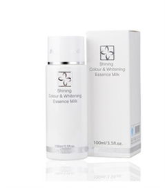 瑾秀臻致煥顏靚白精華乳化妝品批發(fā)批發(fā) 美白抗皺補(bǔ)水